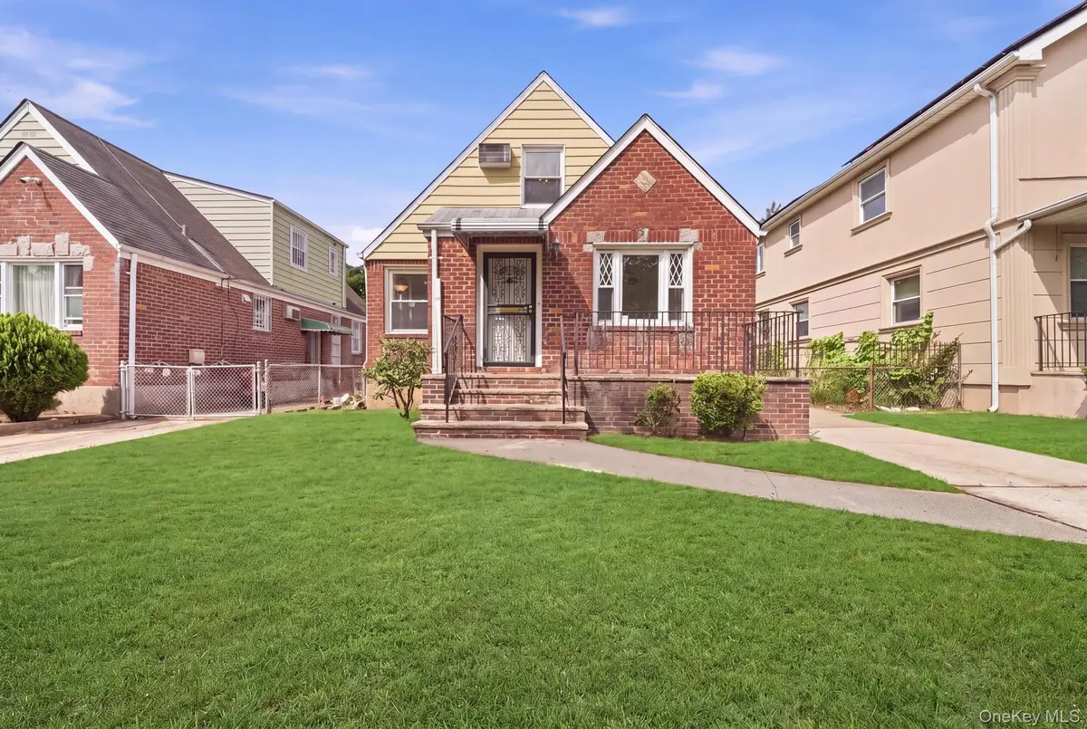 5332 187th Street, Fresh Meadows, NY 11365 - #1