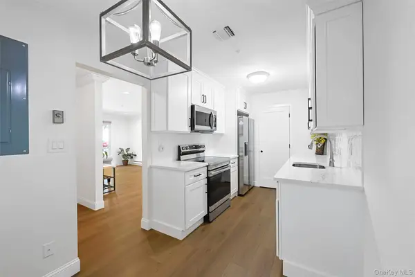 708 W Cabot Court #708, Saint James, NY 11780