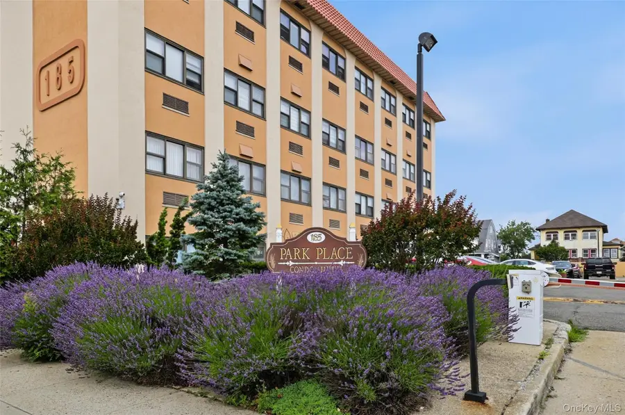 185 W Park Avenue #316, Long Beach, NY 11561 - #2
