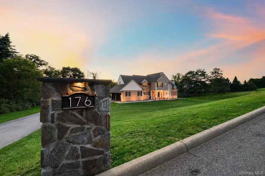 176 Beverly Road, Chester, NY 10918 - #3