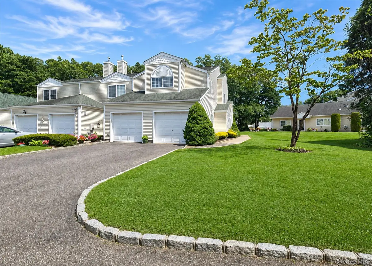 333 Prairie Court, Manorville, NY 11949 - #1