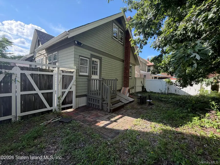 215 Demorest Avenue, Staten Island, NY 10314 - #2