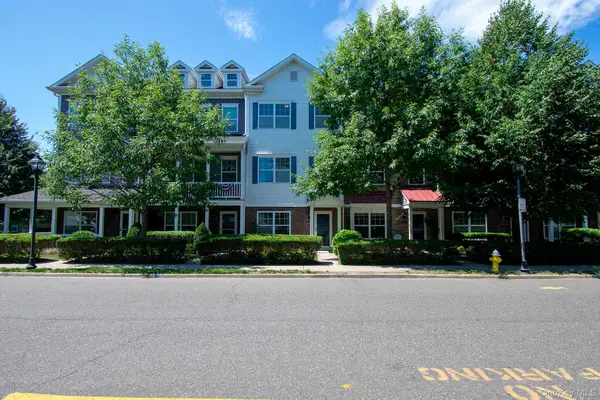 7 Lager Lane #7, Patchogue, NY 11772