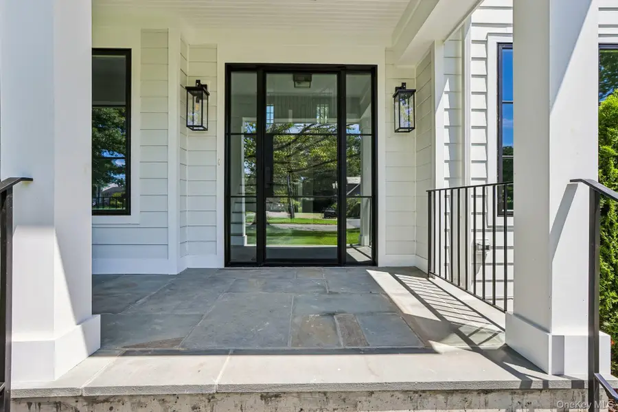 41 Potters Lane, New Rochelle, NY 10805 - #2