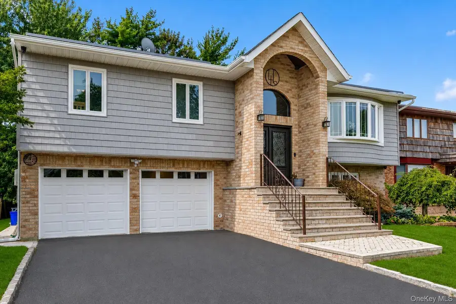 46 Valley Lane E, Valley Stream, NY 11581 - #2