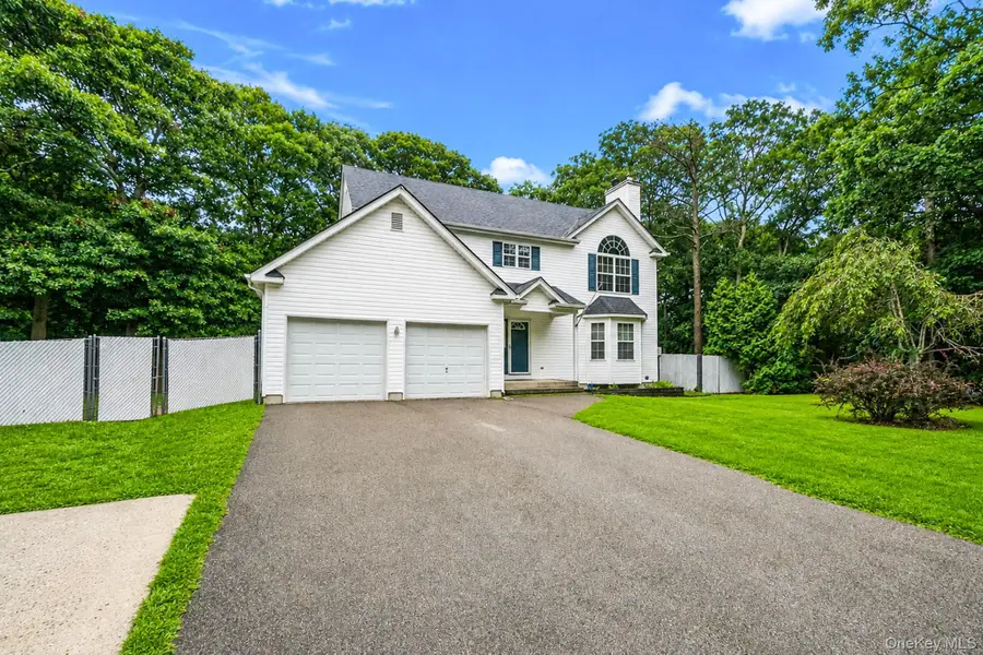 133 Cumberland Street, Mastic, NY 11950 - #2