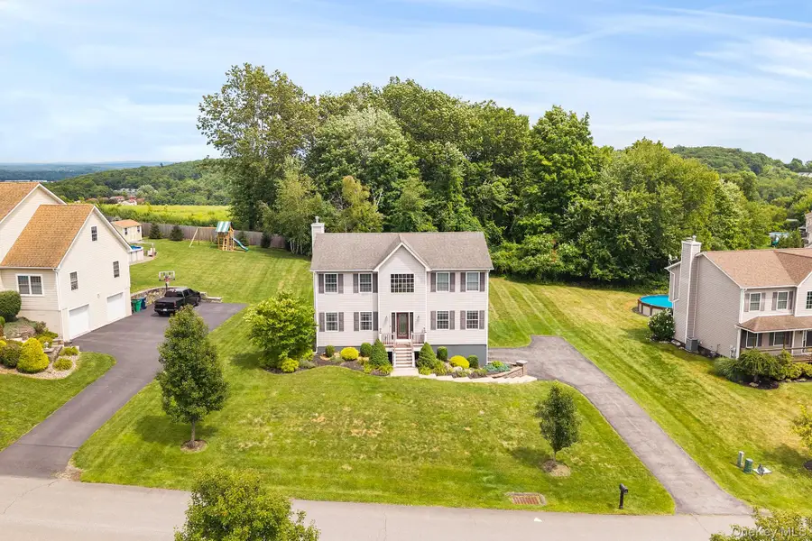 6 Apple Lane, Highland, NY 12528 - #3