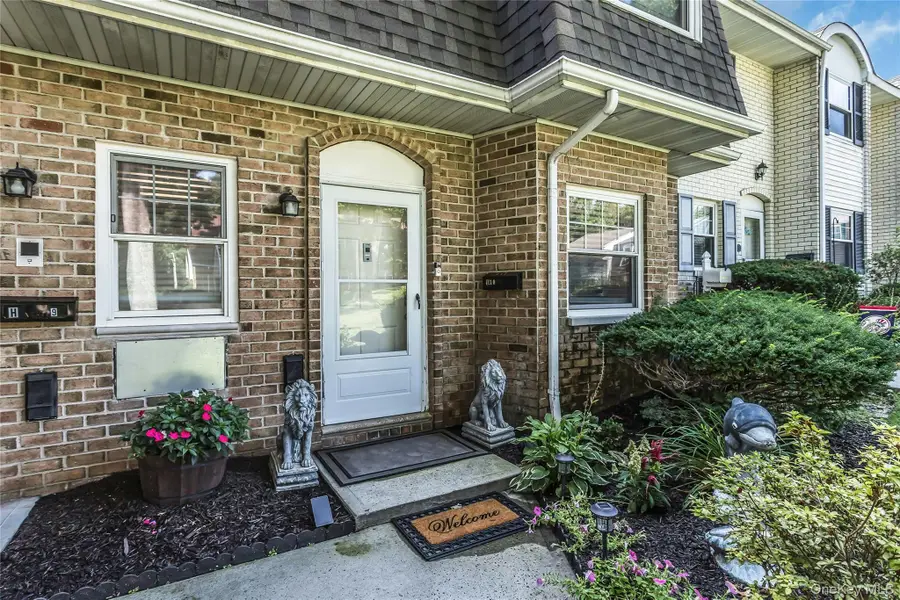 25 Glen Hollow #H10, Holtsville, NY 11742 - #2