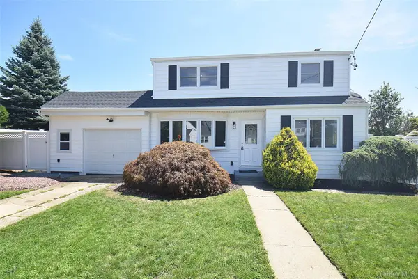 112 Raynor Street, West Babylon, NY 11704