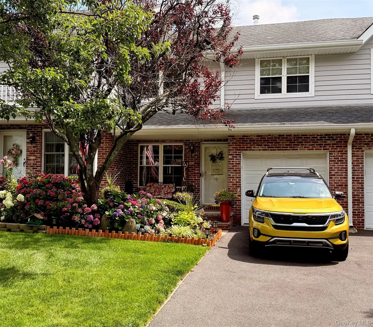 10 Sprucewood Boulevard, Central Islip, NY 11722 - #1