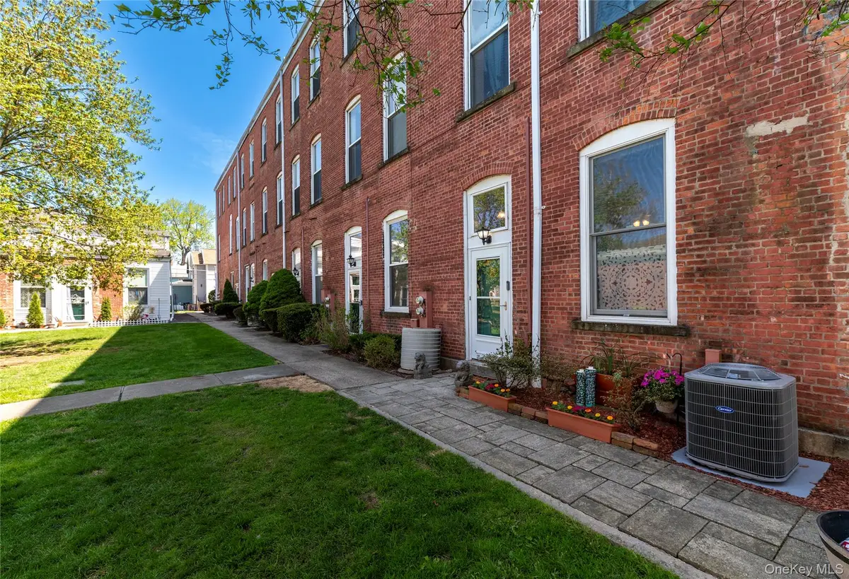 25 Village Mill, Haverstraw, NY 10927 - #1