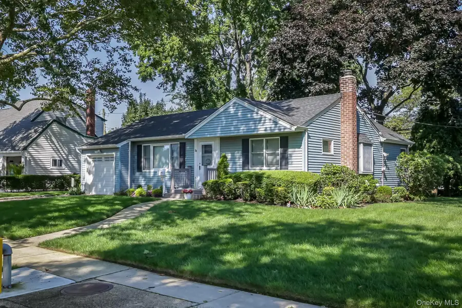 38 Linwood Avenue, Farmingdale, NY 11735 - #2