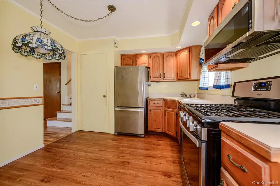 87 Central Park Road, Plainview, NY 11803 - #3