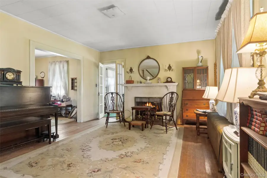 50 Park Avenue, Port Washington, NY 11050 - #3
