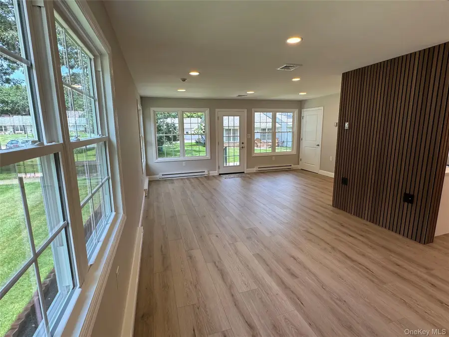 404 Woodbridge Drive #D, Ridge, NY 11961 - #3