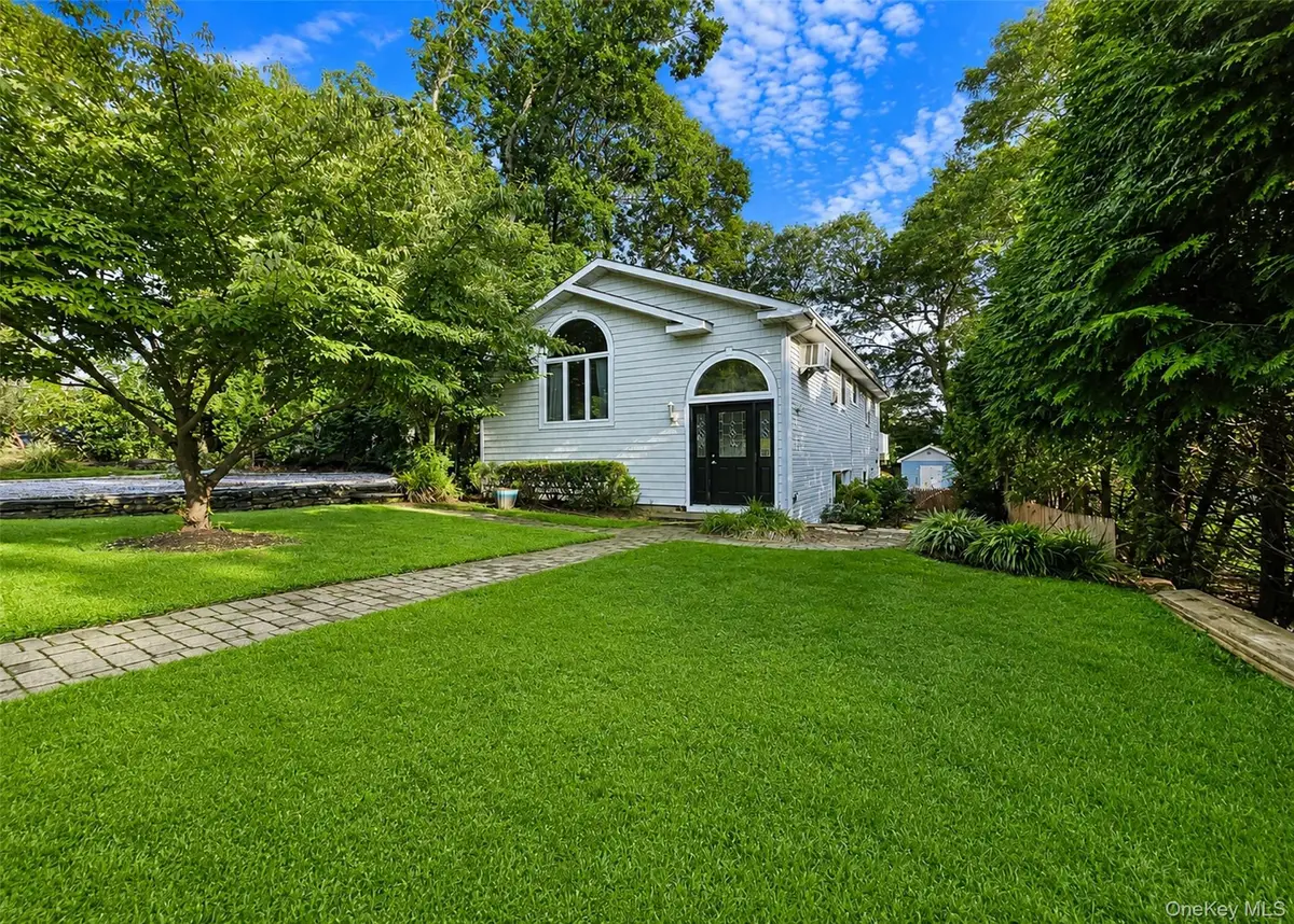 94 Newton Boulevard, Ronkonkoma, NY 11779 - #1