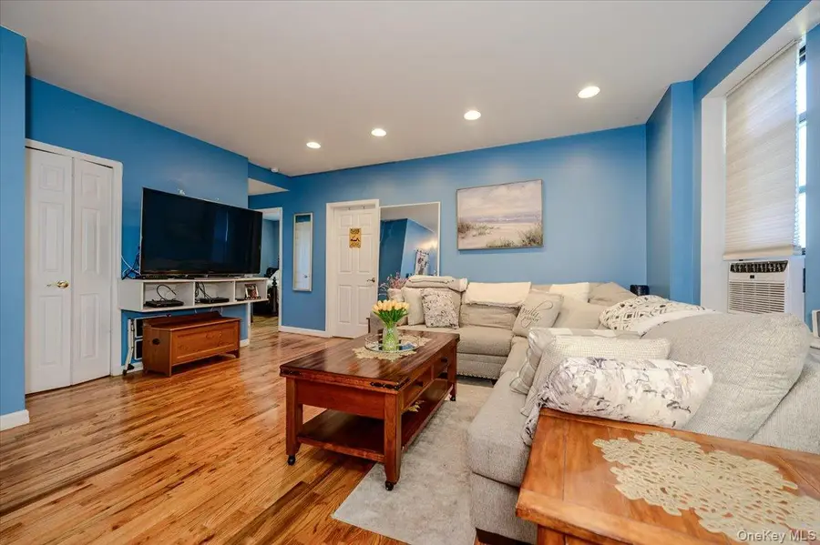 25 W Broadway #417, Long Beach, NY 11561 - #3