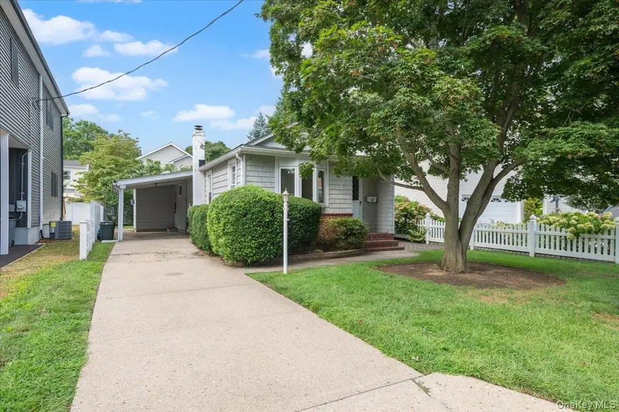 1915 Carroll Avenue, Merrick, NY 11566 - #2