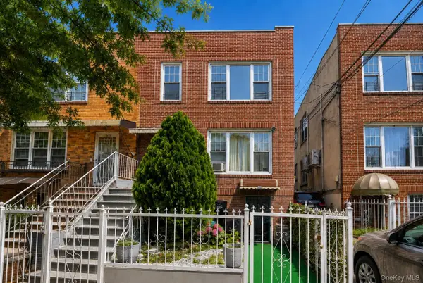 952 E 217th Street, Bronx, NY 10469