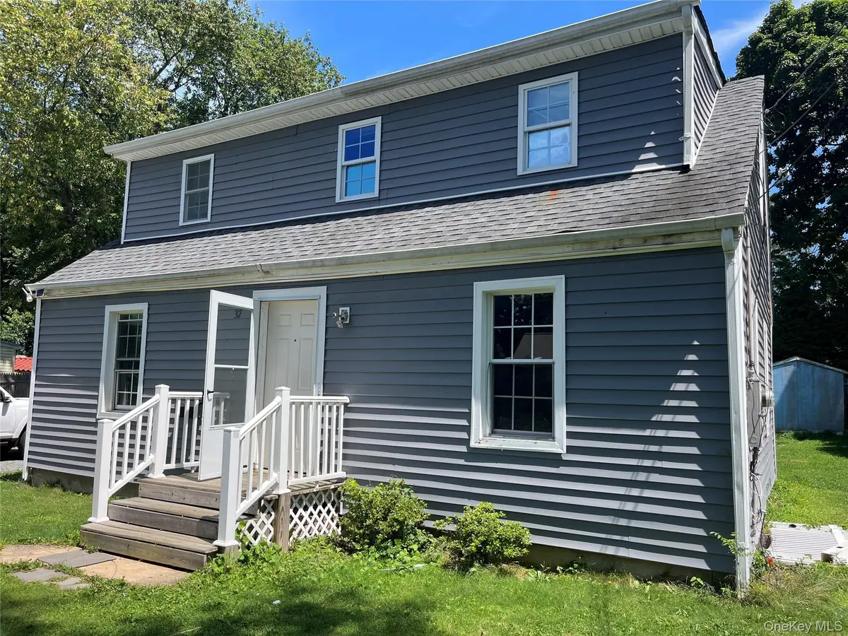 32 7th Avenue S, Huntington Station, NY 11746 - #1