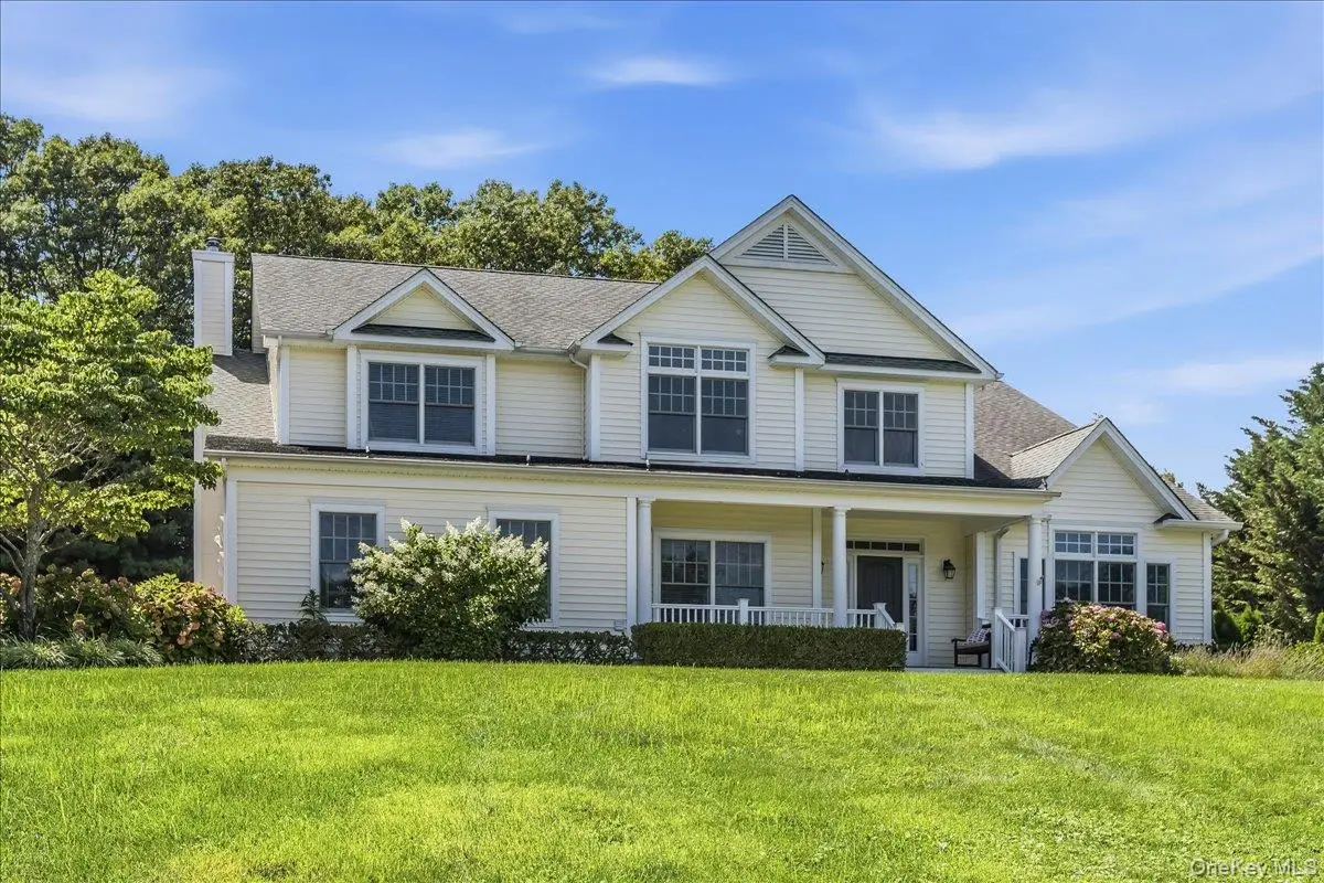 5 Preston Hollow Court, Northport, NY 11768 - #1