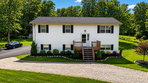 89 Quannacut Road, Pine Bush, NY 12566