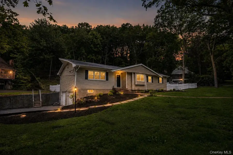 1 Gables Boulevard, East Setauket, NY 11733 - #3
