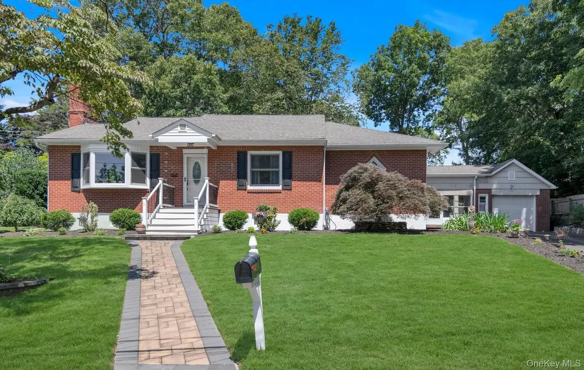 3 Carlson Court, Kings Park, NY 11754 - #1