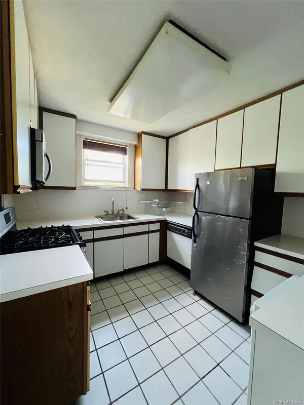 5700 Arlington Avenue #3V, Bronx, NY 10471