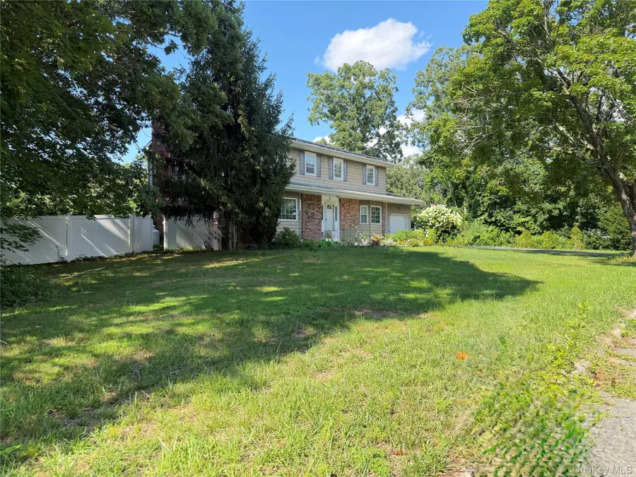 7 Estates Drive, Port Jefferson Station, NY 11776 - #3