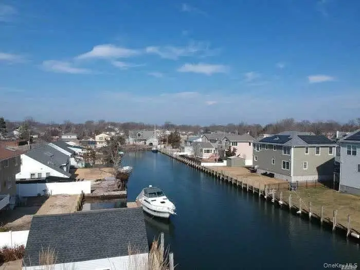 370 Clocks Boulevard, Massapequa, NY 11758 - #2