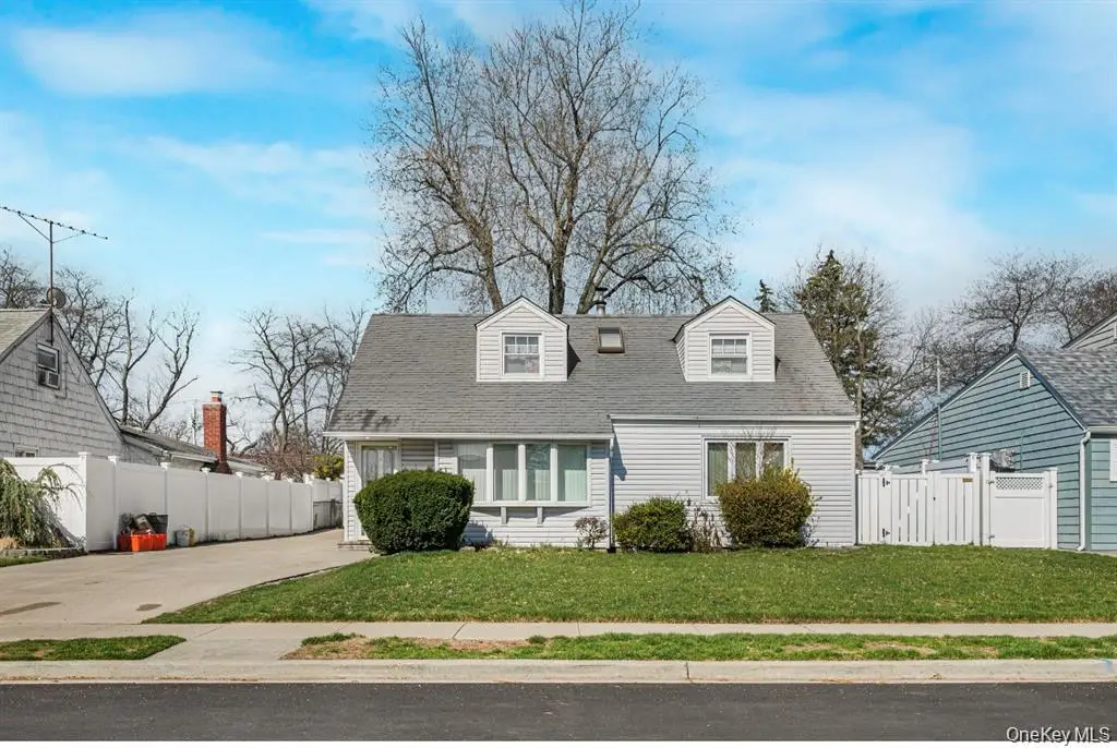 758 Wyngate Drive, Valley Stream, NY 11580 - #1