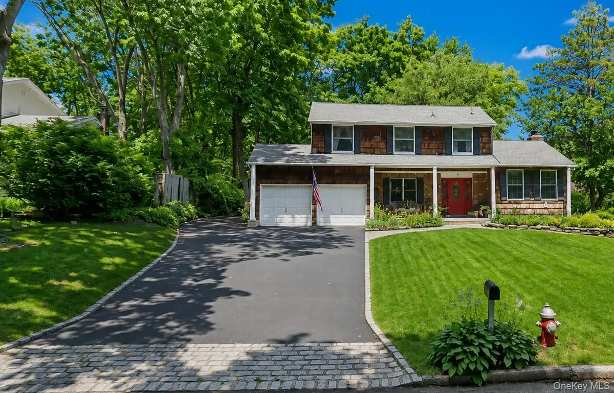 26 Sheryl Crescent, Smithtown, NY 11787 - #1