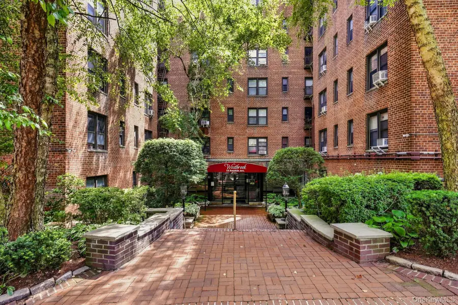 10 Franklin Avenue #2A, White Plains, NY 10601 - #2