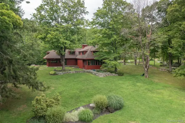 52 Camp Ridge Road, Wallkill, NY 12589
