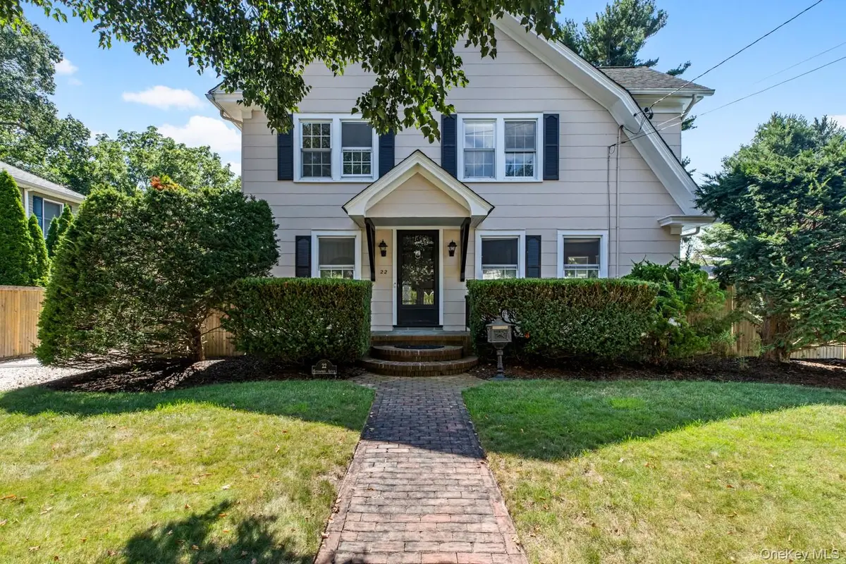 22 Ketewamoke Avenue, Babylon, NY 11702 - #1