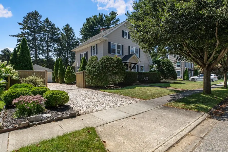 22 Ketewamoke Avenue, Babylon, NY 11702 - #2