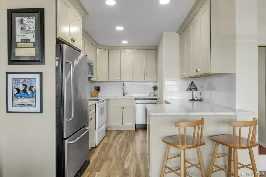 9-15 166 Street #3A, Beechhurst, NY 11357 - #3