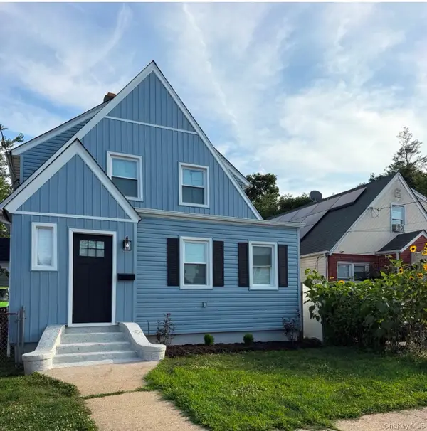 34 Frazier Street, Hempstead, NY 11550