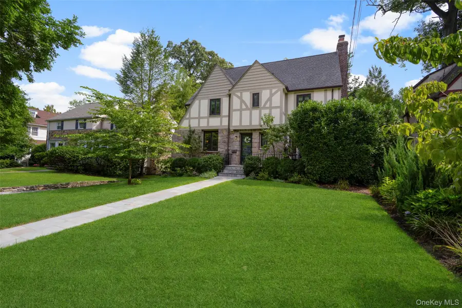 73 Woodlawn Avenue, New Rochelle, NY 10804 - #3