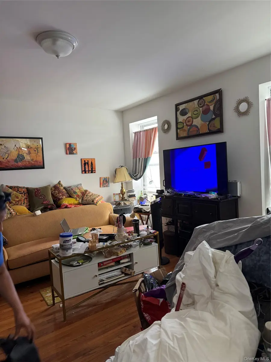 2922 Barnes Ave #3L, Bronx, NY 10467 - #3