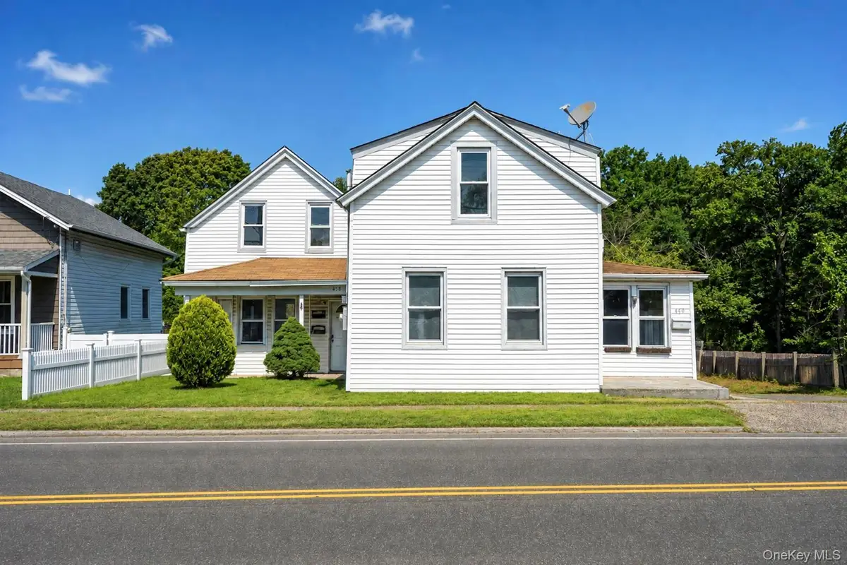 458-460 N Corona Avenue, Valley Stream, NY 11580 - #1