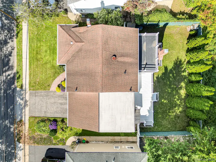 17 Lafayette Drive, Woodmere, NY 11598 - #3