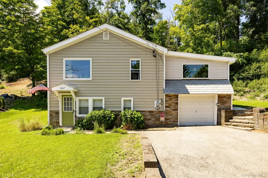 667 Traver Road, Pleasant Valley, NY 12569 - #2