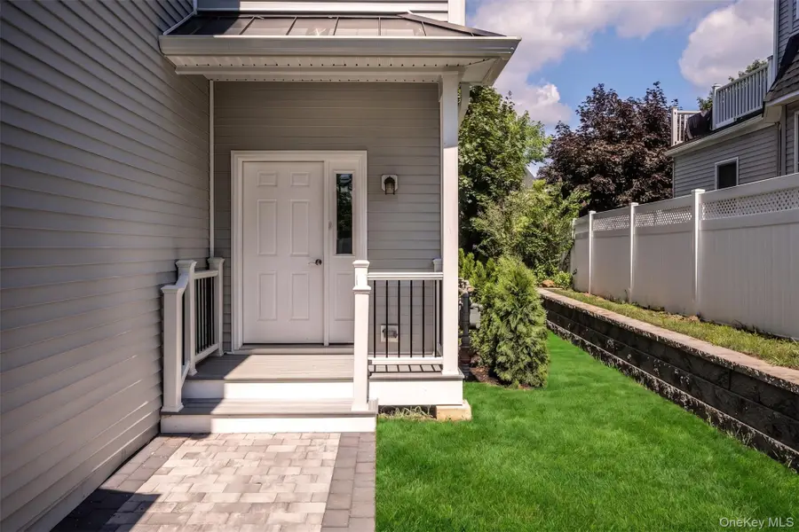201 B Elm Street, New Rochelle, NY 10805 - #3