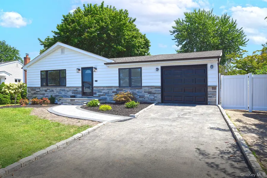 15 Parkview Drive, Commack, NY 11725 - #2