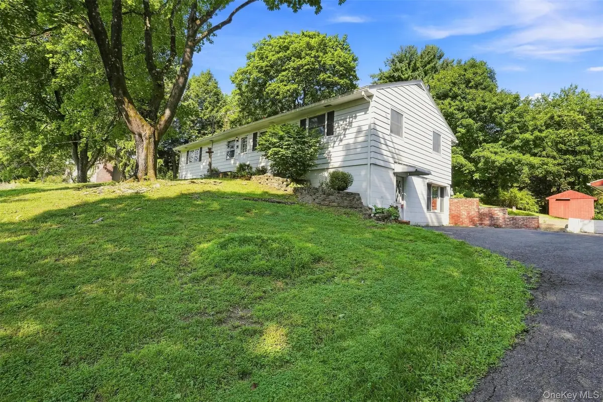 35 Hapeman Hill Road, Red Hook, NY 12571 - #1