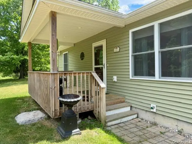 517 Crescent Avenue, Highland, NY 12528 - #3