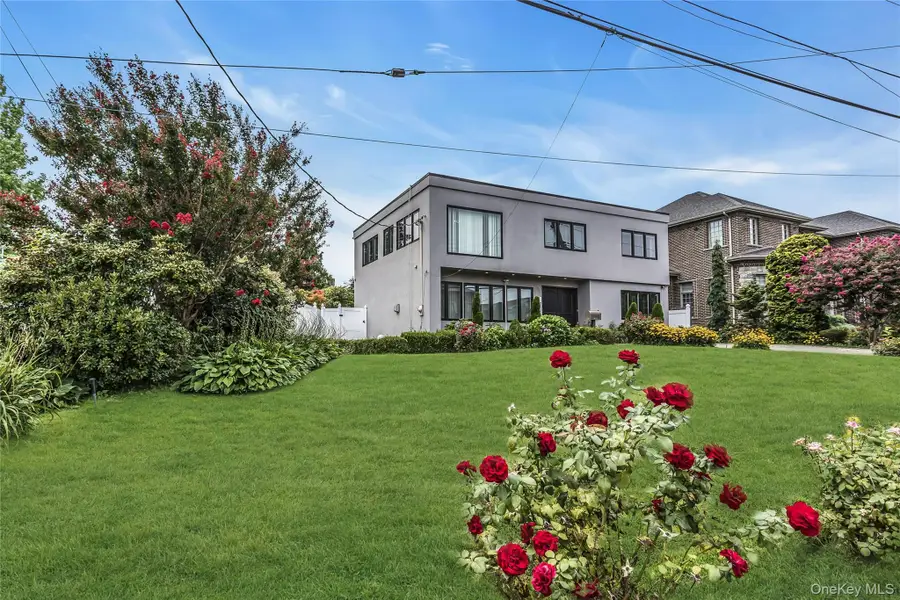14962 Powells Cove Boulevard, Whitestone, NY 11357 - #2