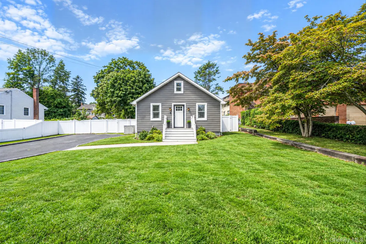 36 Mayflower Avenue, Smithtown, NY 11787 - #1